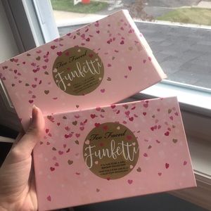Too Faced Funfetti Palette